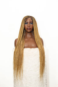 Knotless C-part - 28” 5x5 Glueless Closure HD Color 27/613 Mixed